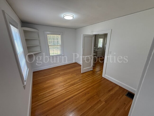 Building Photo - 2179 Gaston St