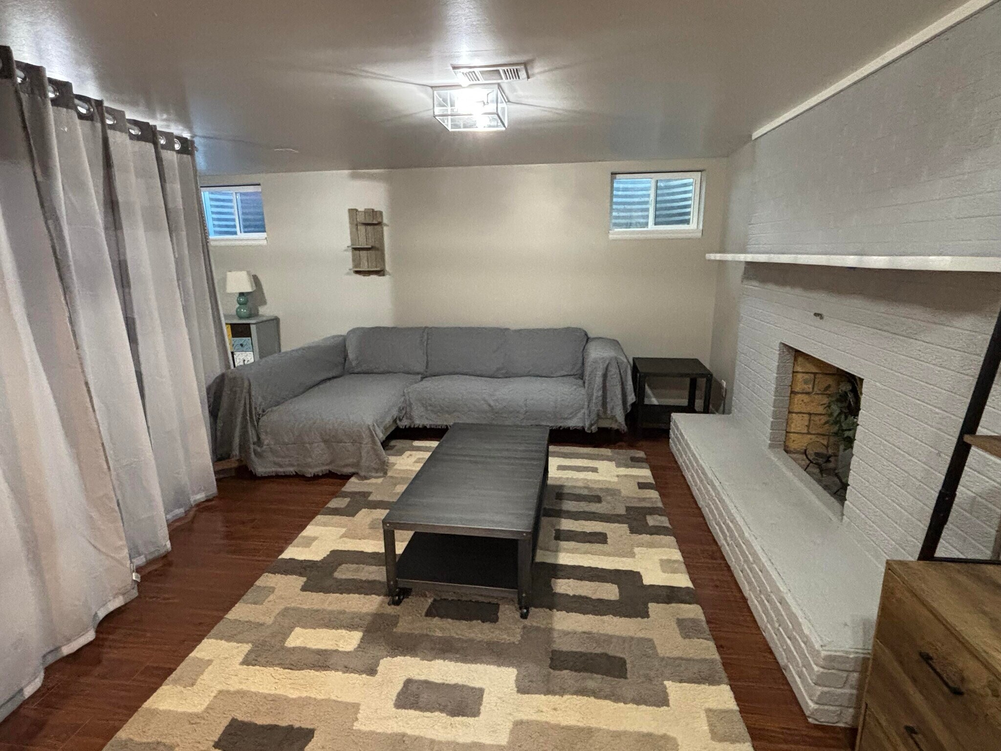 Building Photo - 2631 S Zurich Ct