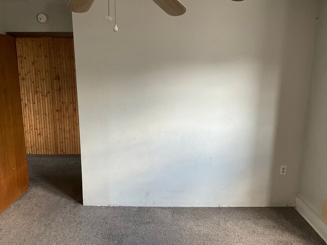 Building Photo - Charming 3-Bedroom 1 bath rental home in H...