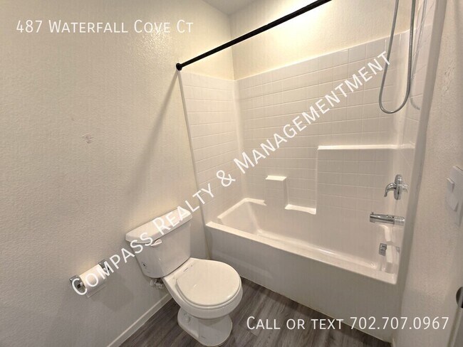 Building Photo - 487 Waterfall Cv Ct