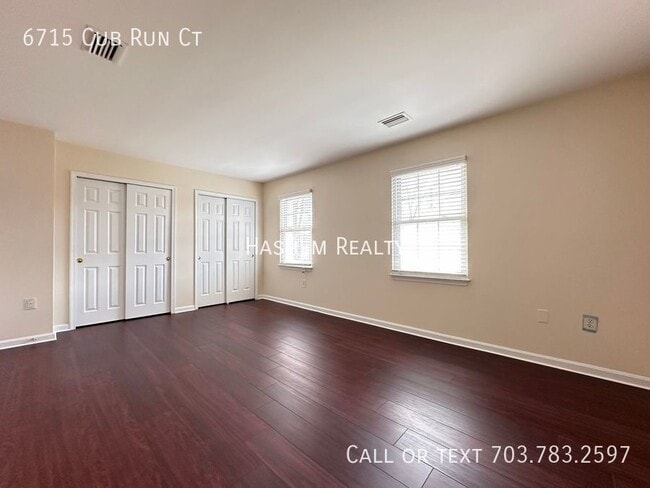 Building Photo - 6715 Cub Run Ct
