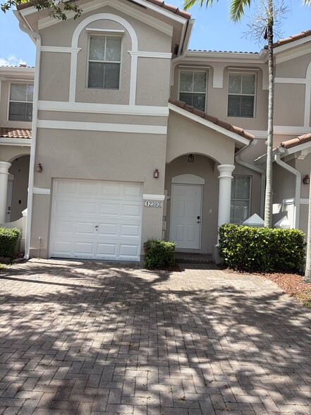 Building Photo - 12393 SW 124th Ter