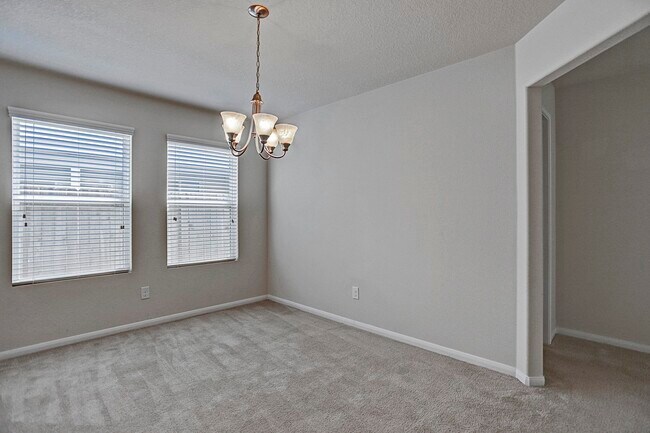 Building Photo - 9960 Hyacinth Way