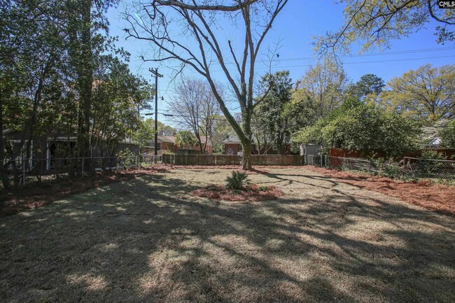 Building Photo - Charming 3-Bedroom Home in the Heart of Rosewood – Available July 2026!