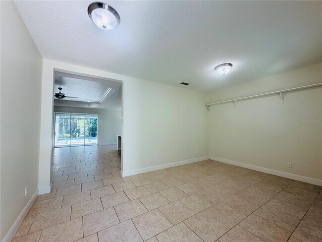 Building Photo - 12335 Whisper Lake Dr