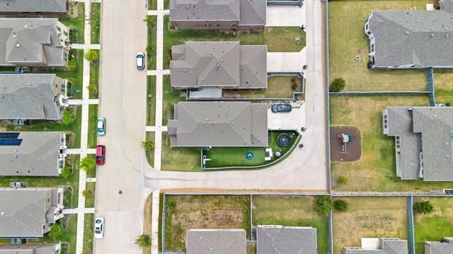 Building Photo - 7012 Willow Thorne Dr