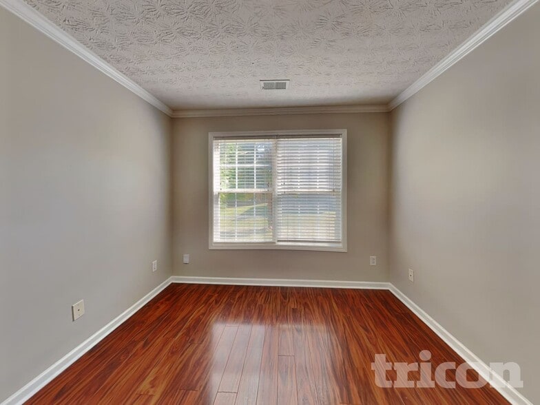 Building Photo - 515 Plantation Creek Dr