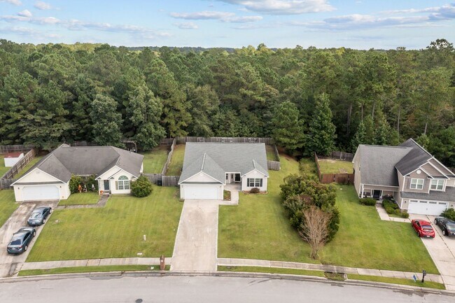 Building Photo - Welcome to Aragona Village!