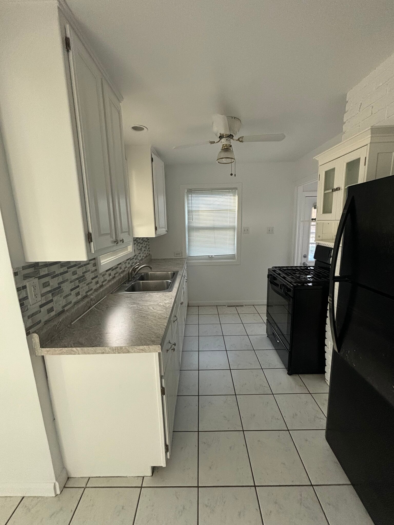 Building Photo - 2813 Pennsylvania Ave S