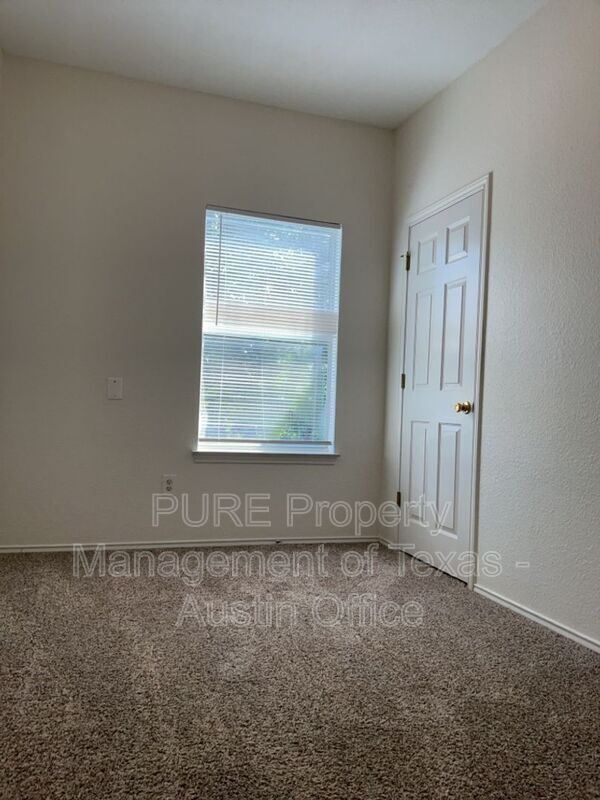 Building Photo - 304 Windridge Village Cove