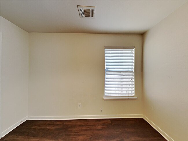 Building Photo - 28902 Llano River Loop