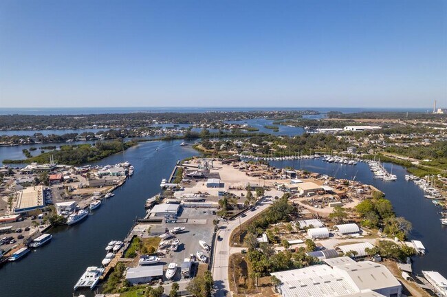 Building Photo - 1343 Highland Ave NW