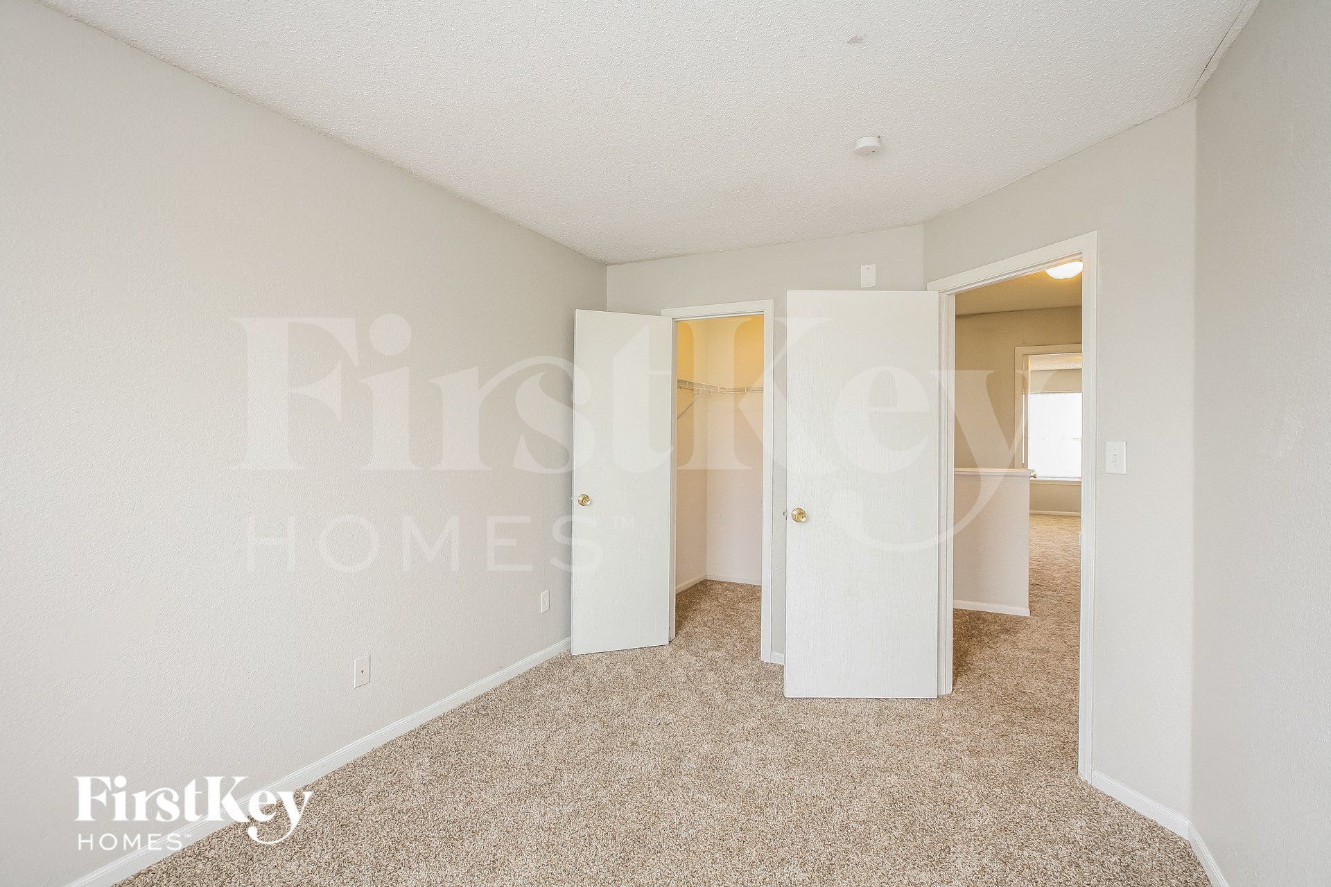 Building Photo - 6230 Long River Ln