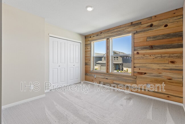 Building Photo - 7945 Ranchland Ln