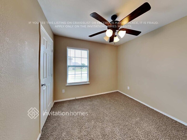 Building Photo - 15617 Gatsby Ln