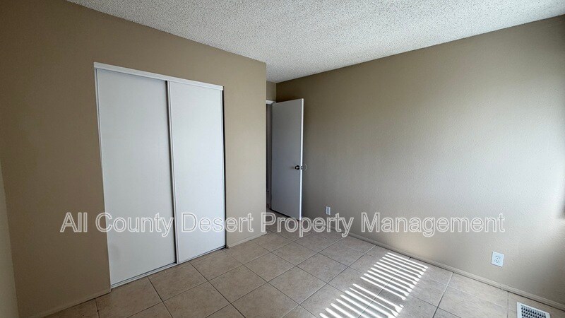 Building Photo - 69180 Victoria Dr