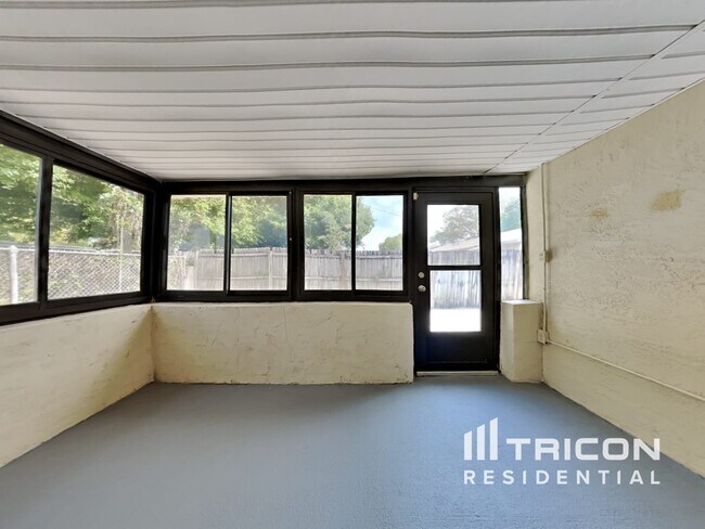Building Photo - 8511 91st Terrace