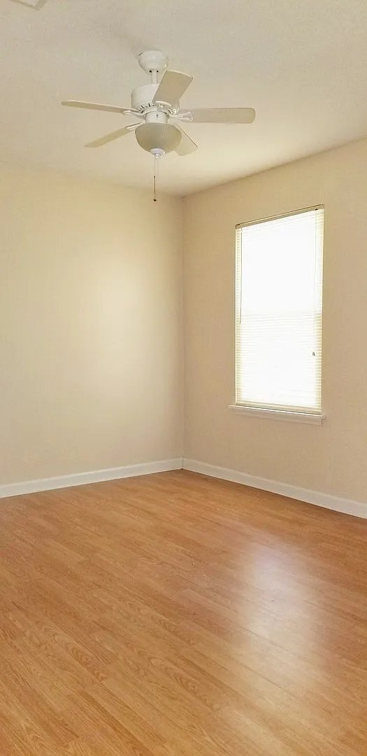 Building Photo - 805 Sandpiper Dr