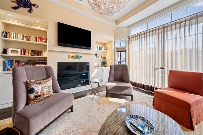 Building Photo - 410 Columbus Ave