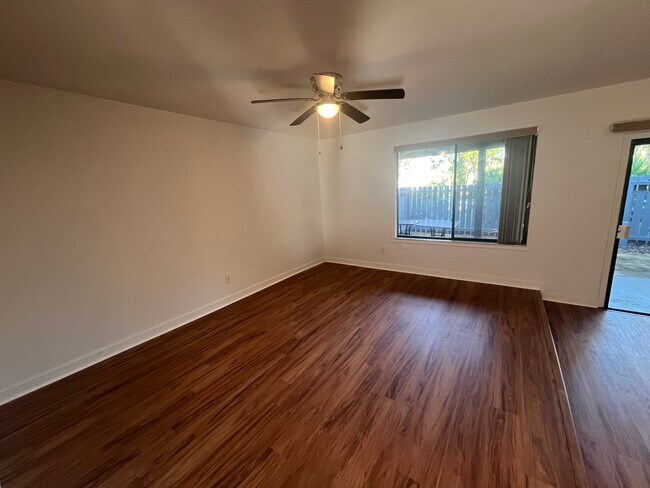 Building Photo - 212 Pine Cone Trail