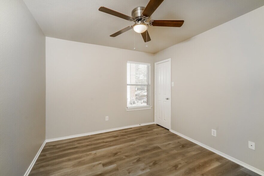 Building Photo - 3654 Archer Blvd