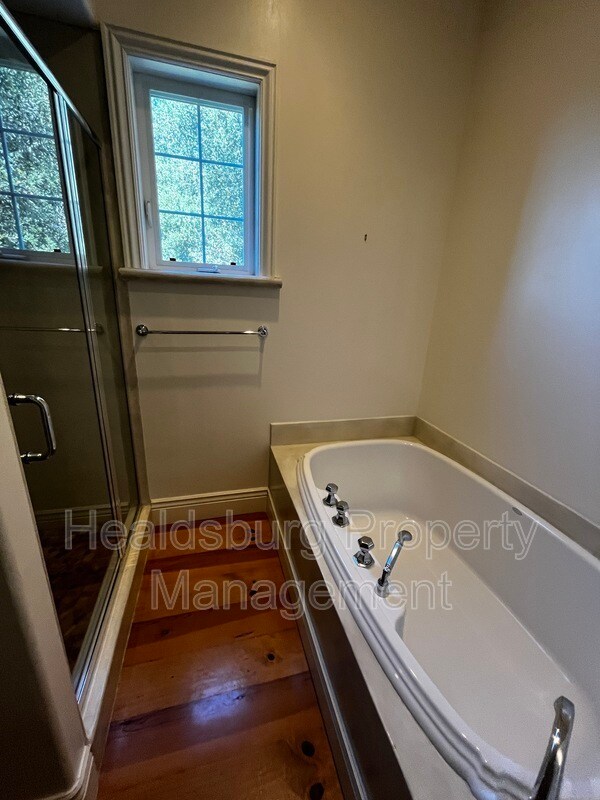 Building Photo - 265 Cedar Cir