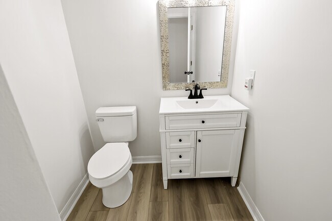 Building Photo - 410 Arrowhead Trail