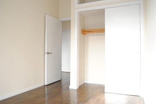 Building Photo - 1 bedroom in BROOKLYN NY 11225