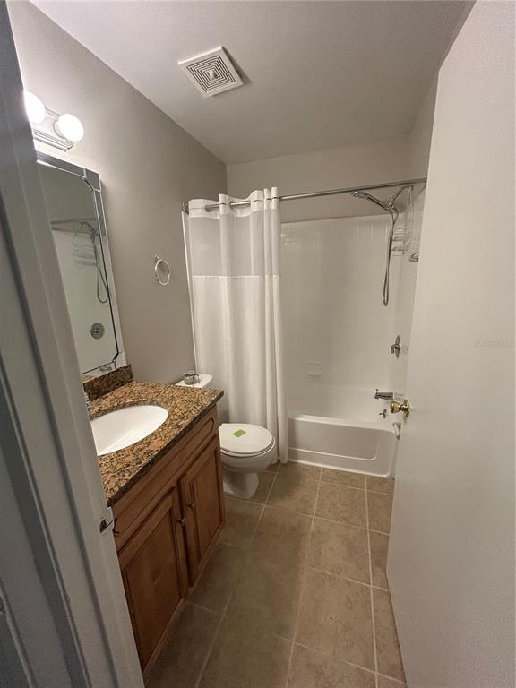 Building Photo - 636 Kenwick Cir