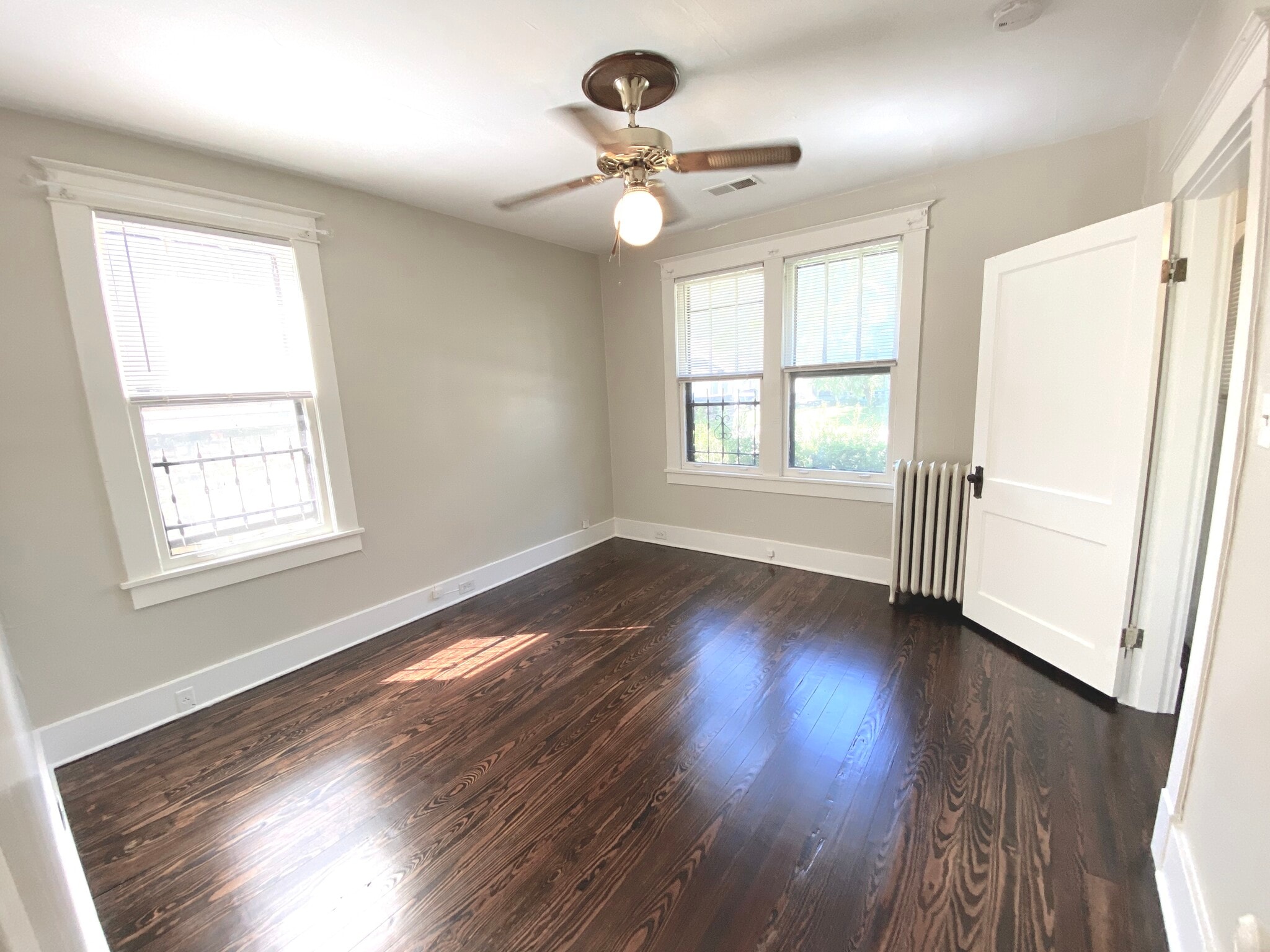 Primary bedroom - 1263 Agnes Pl