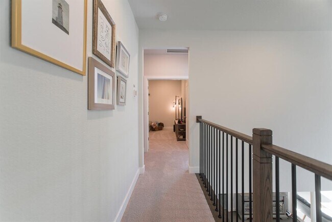 Building Photo - 71 Perennial Cyn Dr