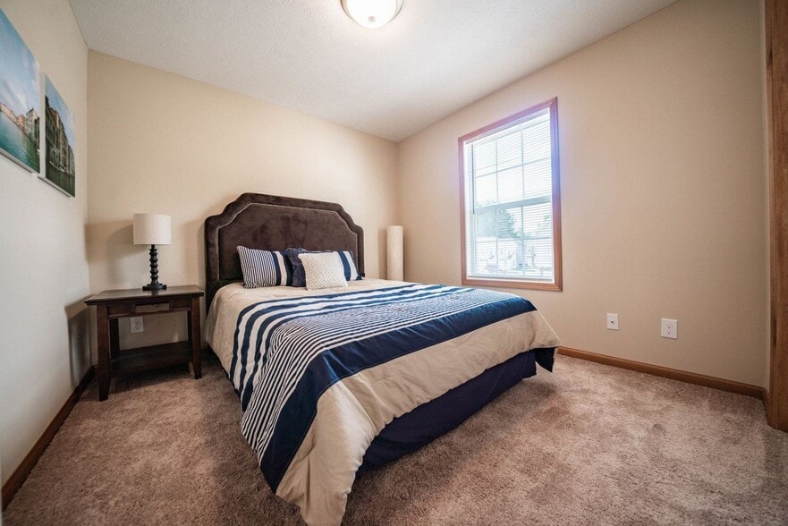 Building Photo - 390 Station 44 Pl