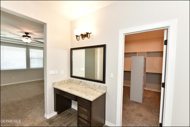 Building Photo - 2712 Sammy Cervantes St