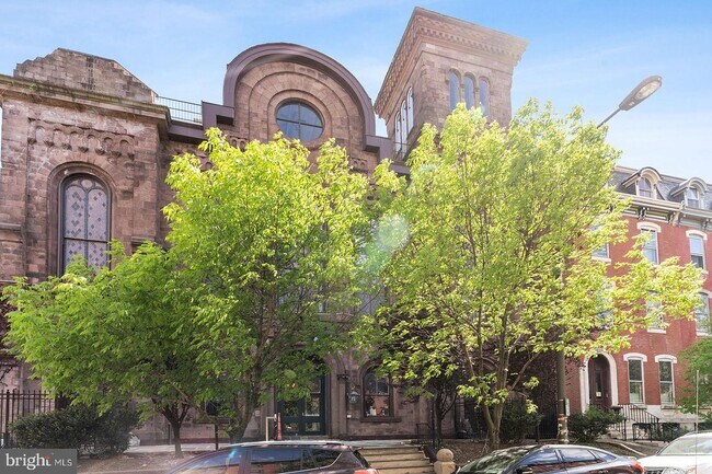 Building Photo - 1520 Green St