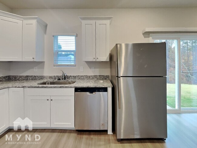 Building Photo - 279 Ivy Bank Dr