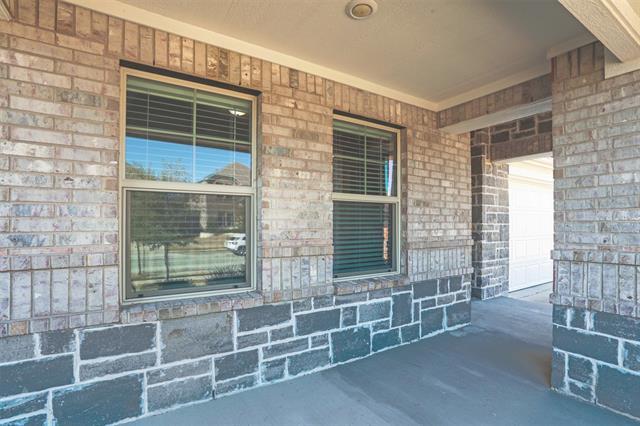 Building Photo - 628 Fawn Valley Dr