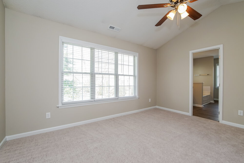 Building Photo - 1969 Shadow Glen Dr