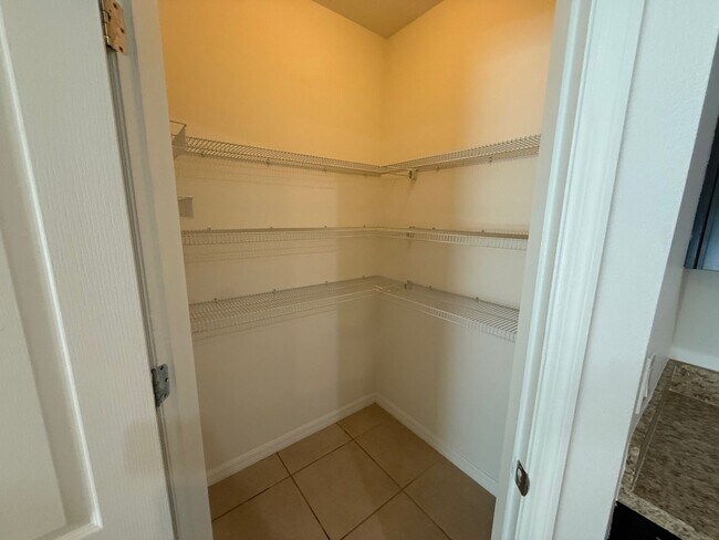 Building Photo - 4/2 Haines City Home