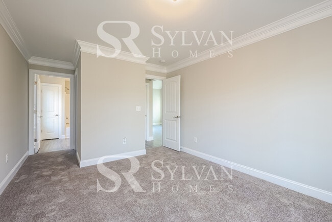 Building Photo - Enjoy living the good life in this 3 bedroom, 2.5 bathroom home