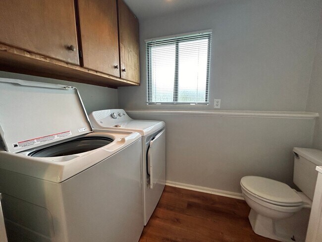 Building Photo - Spacious Fort Collins Rental with Hardwood Floors & Flex Space