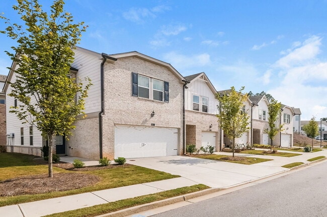 Building Photo - 3665 Shore Wood Ave