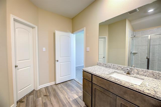 Building Photo - 1717 Cotton Blossom Ln