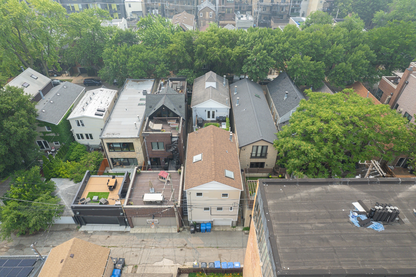 Building Photo - 1742 W Crystal St