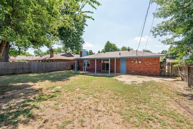 Building Photo - 4309 NW 56th Terrace