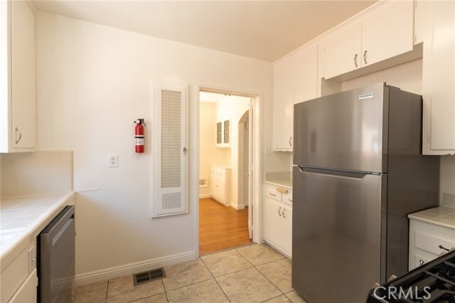 Building Photo - 757 E Doran St