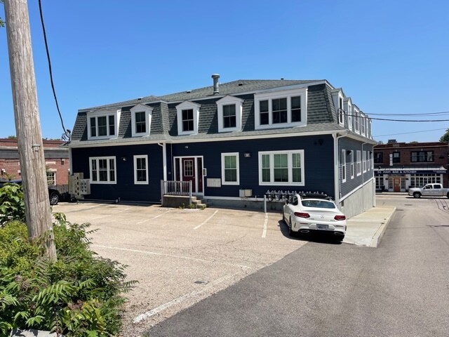 Building Photo - 37 Main St