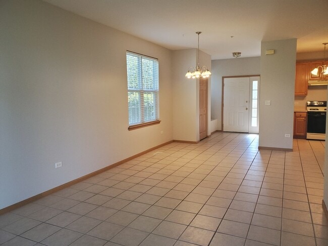 Building Photo - 1236 Brookdale Dr