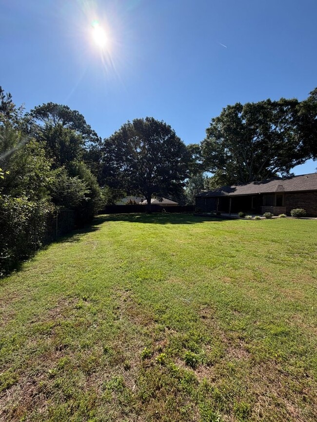 Building Photo - 125 Camp Ground Rd