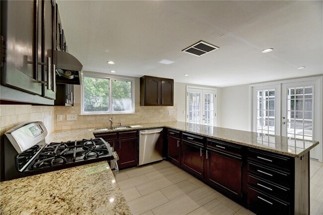 Building Photo - 3703 Skipton Dr