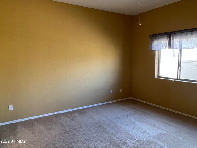 Building Photo - 11022 N Indigo Dr